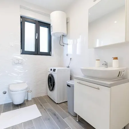 Sunset Apartment Sevid